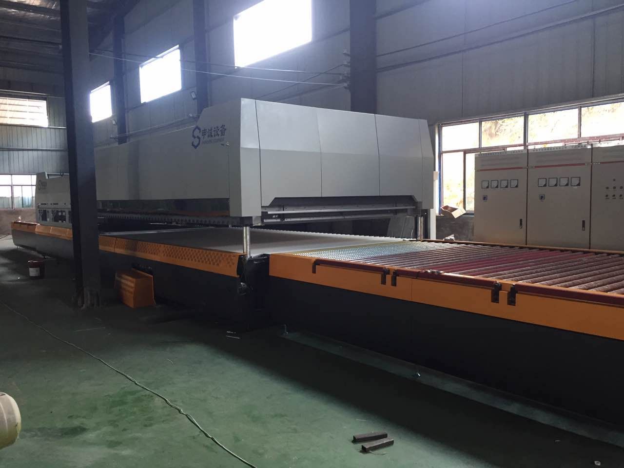 鋼化爐溫度怎么設才算是均勻？