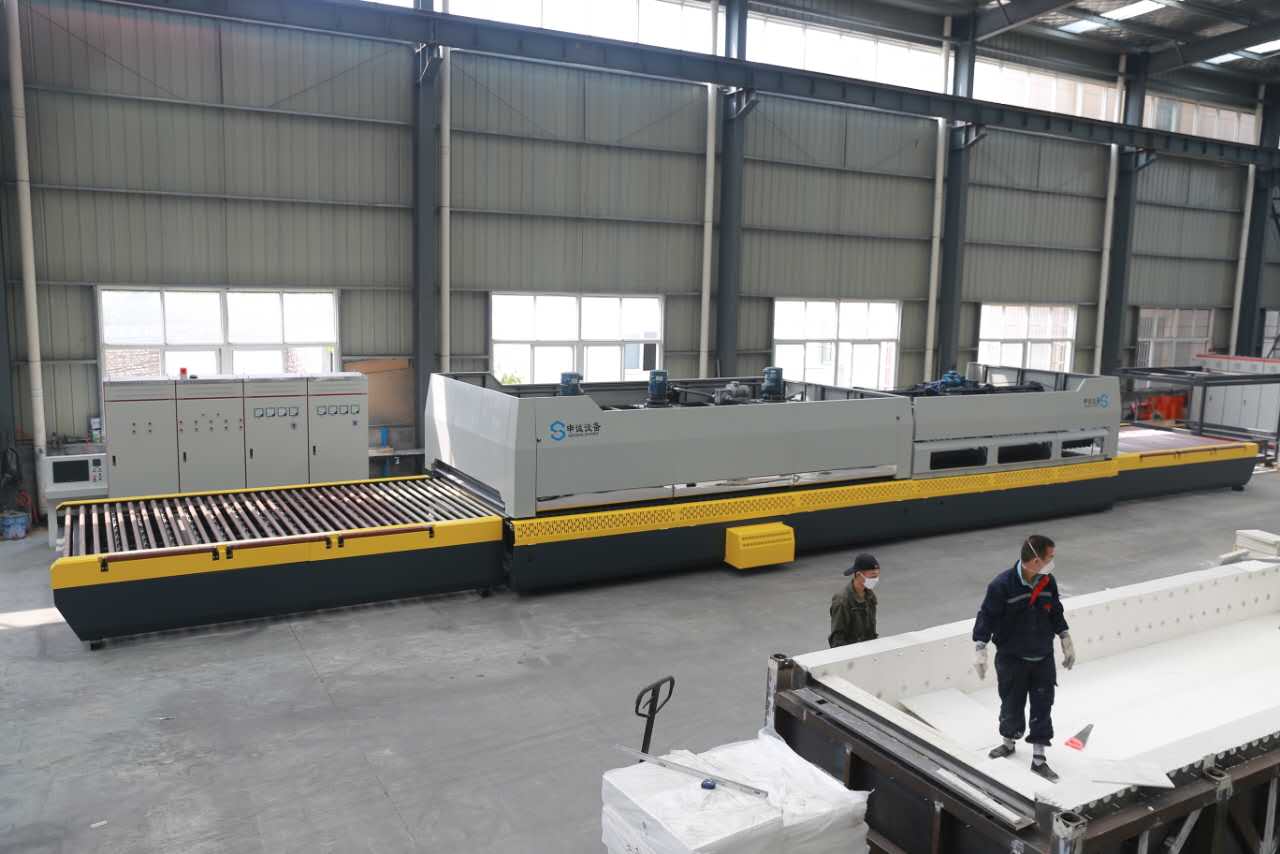 玻璃鋼化爐維護保養大,千萬不要錯過哦! 玻璃鋼化爐維護保養大,千萬不要錯過哦!